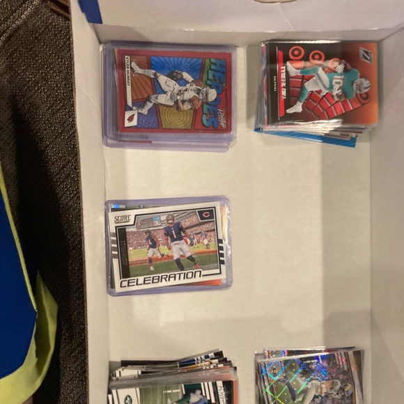 Card collection - Picture 2 of 9